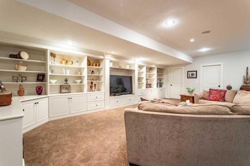 2028 25A Street Sw, Calgary, AB - Indoor