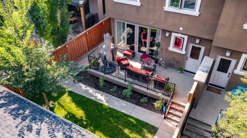 2028 25A Street Sw, Calgary, AB - Outdoor