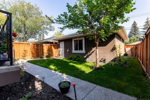 2028 25A Street Sw, Calgary, AB - Outdoor