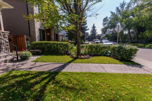 2028 25A Street Sw, Calgary, AB - Outdoor