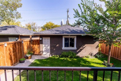 2028 25A Street Sw, Calgary, AB - Outdoor