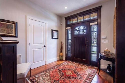 2028 25A Street Sw, Calgary, AB - Indoor Photo Showing Other Room