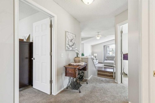 18519 Chaparral Manor Se, Calgary, AB - Indoor Photo Showing Other Room
