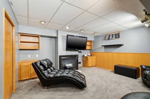 13811 Deer Run Boulevard Se, Calgary, AB - Indoor