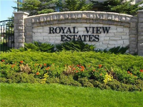 42 Royal Crest Point Nw, Calgary, AB - Outdoor