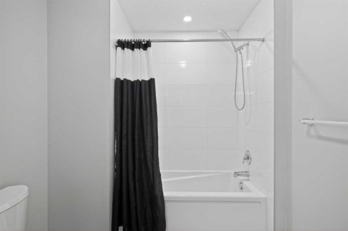154 Yorkstone Way Sw, Calgary, AB - Indoor Photo Showing Bathroom