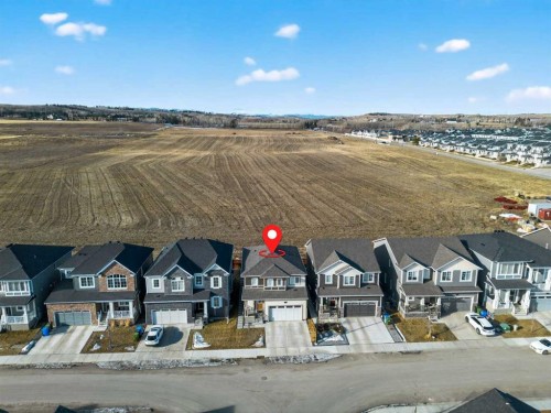 154 Yorkstone Way Sw, Calgary, AB - Outdoor
