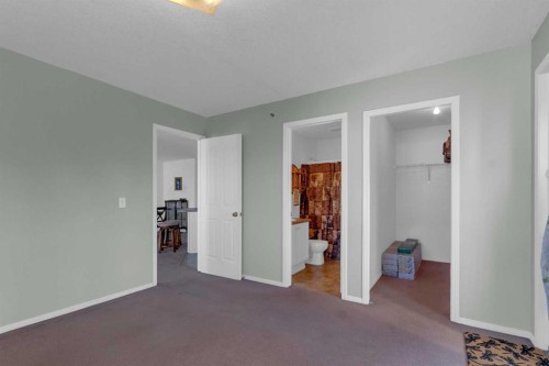 308-2000 Valleyview Park Se, Calgary, AB - Indoor