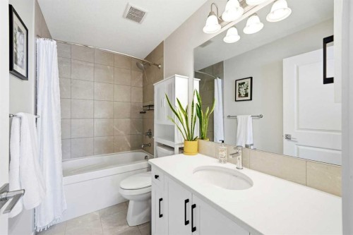 17 Precedence Glen, Cochrane, AB - Indoor Photo Showing Bathroom