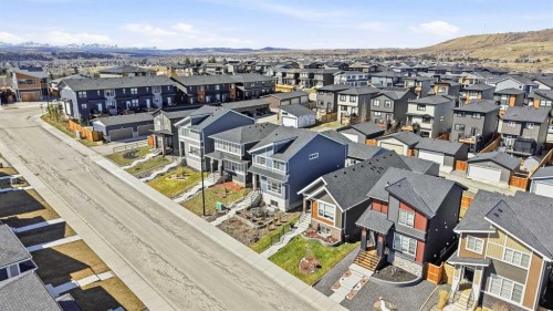17 Precedence Glen, Cochrane, AB - Outdoor