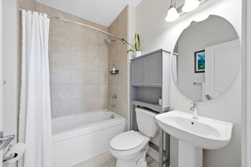 17 Precedence Glen, Cochrane, AB - Indoor Photo Showing Bathroom