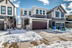 16 West Grove Link SW Calgary, AB T3H 6E3