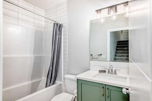 16 West Grove Link Sw, Calgary, AB - Indoor Photo Showing Bathroom