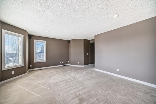 259 St Moritz Drive Sw, Calgary, AB - Indoor Photo Showing Other Room