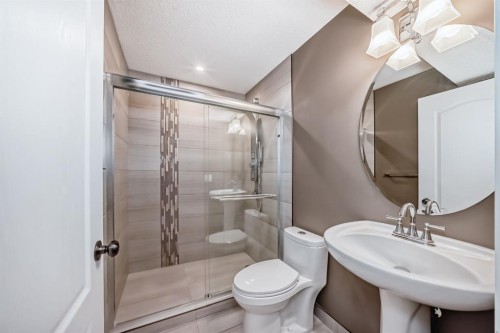259 St Moritz Drive Sw, Calgary, AB - Indoor Photo Showing Bathroom
