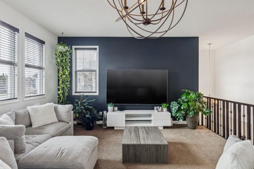 54 Auburn Glen Place Se, Calgary, AB - Indoor Photo Showing Living Room