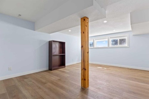 55 Whitehaven Crescent Ne, Calgary, AB - Indoor Photo Showing Other Room