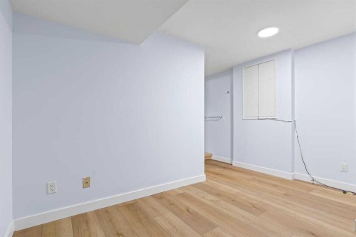 55 Whitehaven Crescent Ne, Calgary, AB - Indoor Photo Showing Other Room