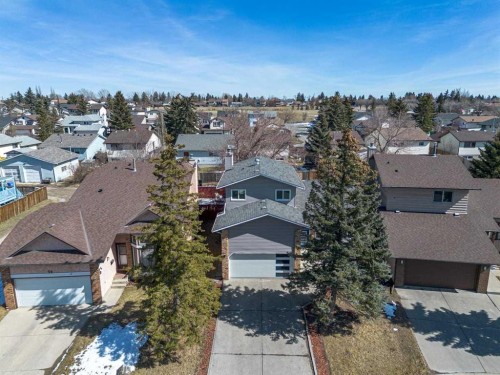 55 Whitehaven Crescent Ne, Calgary, AB - Outdoor