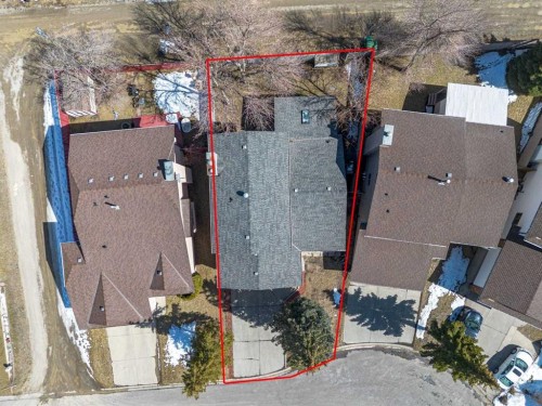 55 Whitehaven Crescent Ne, Calgary, AB - Outdoor