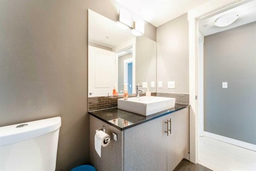 2410-240 Skyview Ranch Road Ne, Calgary, AB - Indoor Photo Showing Bathroom