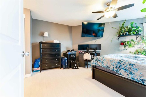 2410-240 Skyview Ranch Road Ne, Calgary, AB - Indoor Photo Showing Bedroom