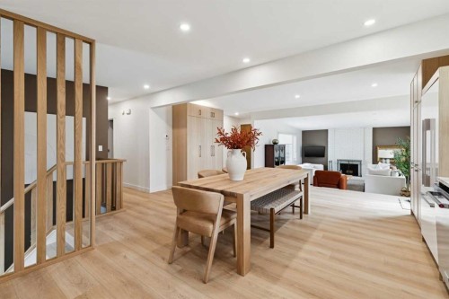 419 Parkview Crescent Se, Calgary, AB - Indoor