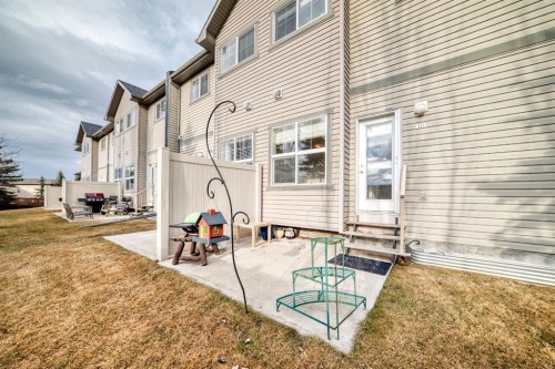 111 Ranch Ridge Meadow, Strathmore, AB - Outdoor