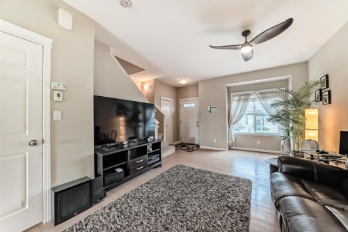 111 Ranch Ridge Meadow, Strathmore, AB - Indoor Photo Showing Living Room