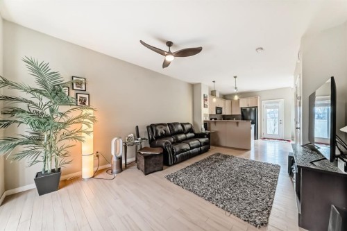 111 Ranch Ridge Meadow, Strathmore, AB - Indoor Photo Showing Living Room