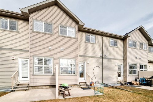 111 Ranch Ridge Meadow, Strathmore, AB - Outdoor