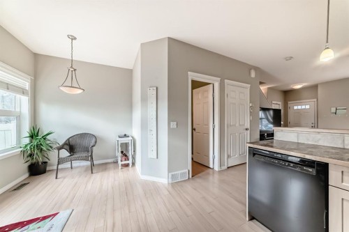 111 Ranch Ridge Meadow, Strathmore, AB - Indoor Photo Showing Kitchen