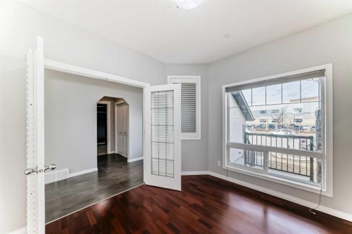 65 Morningside Circle Sw, Airdrie, AB - Indoor Photo Showing Other Room