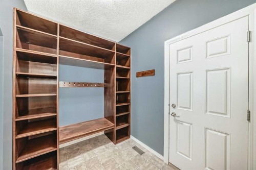 65 Morningside Circle Sw, Airdrie, AB - Indoor