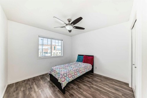 65 Morningside Circle Sw, Airdrie, AB - Indoor Photo Showing Bedroom