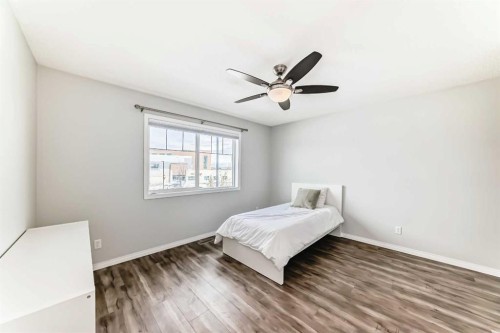 65 Morningside Circle Sw, Airdrie, AB - Indoor Photo Showing Bedroom