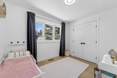 268 Silver Brook Way Nw, Calgary, AB - Indoor