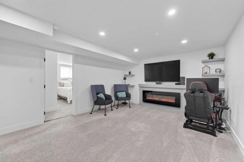 268 Silver Brook Way Nw, Calgary, AB - Indoor With Fireplace