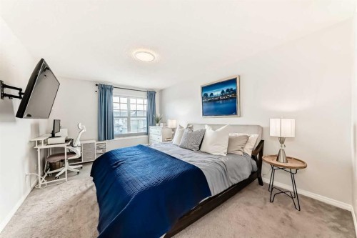 289 Auburn Meadows Place Se, Calgary, AB - Indoor Photo Showing Bedroom