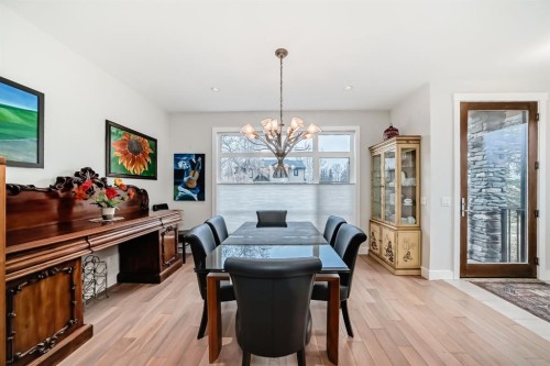 3705 2 Avenue Sw, Calgary, AB - Indoor Photo Showing Dining Room