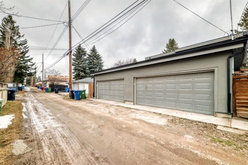 3705 2 Avenue Sw, Calgary, AB - Outdoor
