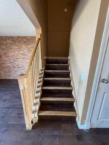 93-1555 Falconridge Drive, Calgary, AB - Indoor Photo Showing Other Room