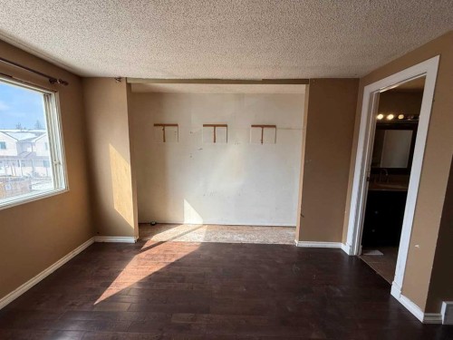 93-1555 Falconridge Drive, Calgary, AB - Indoor Photo Showing Other Room