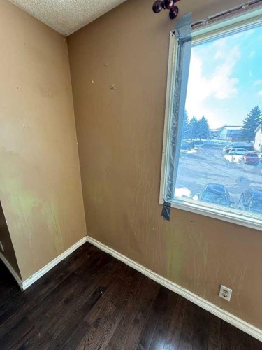 93-1555 Falconridge Drive, Calgary, AB - Indoor Photo Showing Other Room