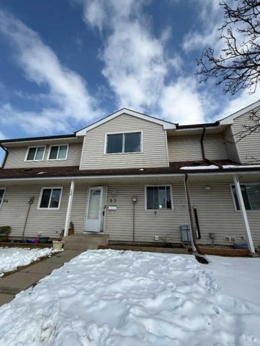 93-1555 Falconridge Drive  Calgary, AB T3J 1L8