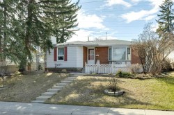 24 Westwood Crescent SW Calgary, AB T3C 2W6