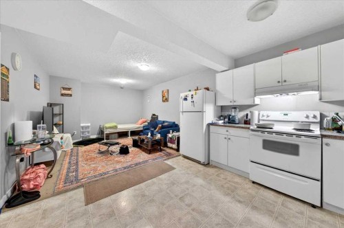 72 Redstone Drive Ne, Calgary, AB - Indoor Photo Showing Kitchen