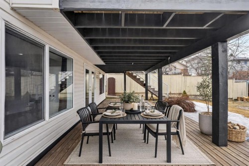 10 Somerglen Crescent Sw, Calgary, AB - Outdoor With Deck Patio Veranda With Exterior