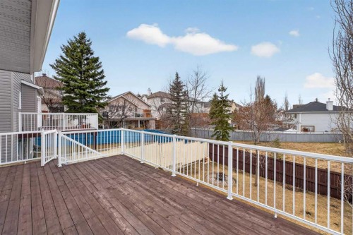 10 Somerglen Crescent Sw, Calgary, AB - Outdoor With Deck Patio Veranda With Exterior