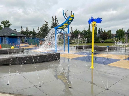 10 Somerglen Crescent Sw, Calgary, AB - Outdoor